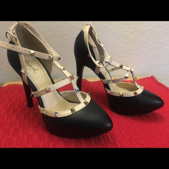 Qupid heel
Style zodiac - Picture 3 of 5